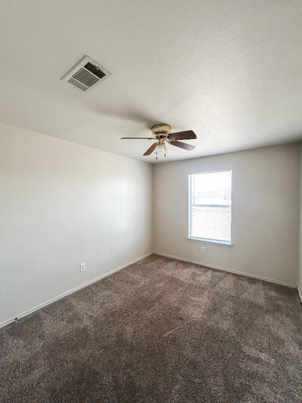 Building Photo - 1808 Windward Dr