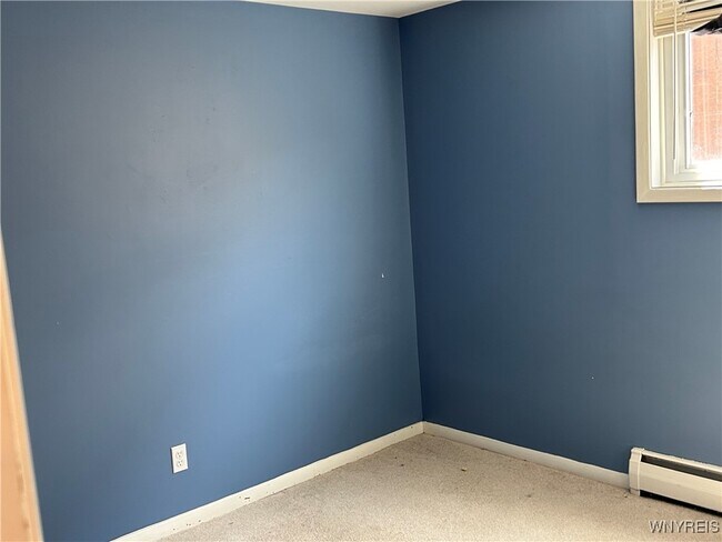 Building Photo - 18 Barone Cir