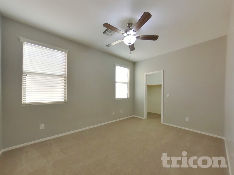 Building Photo - 43633 W Cydnee Dr