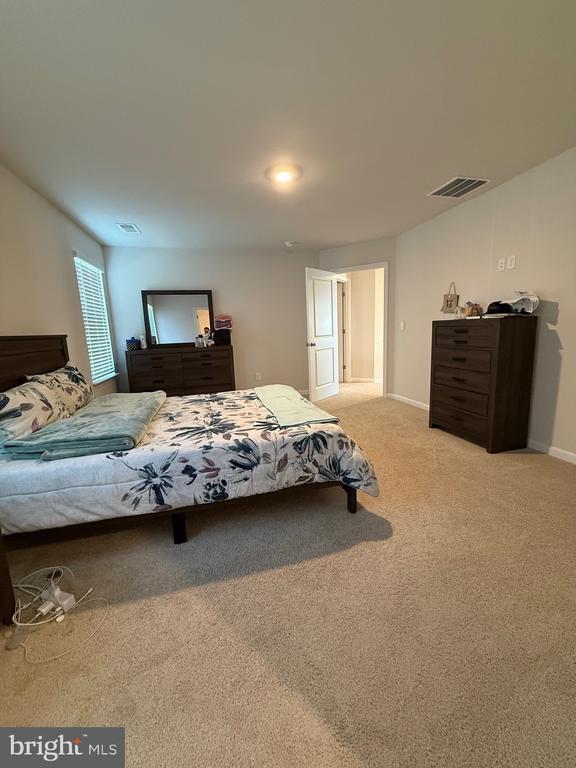 Building Photo - 115 Grasmere St