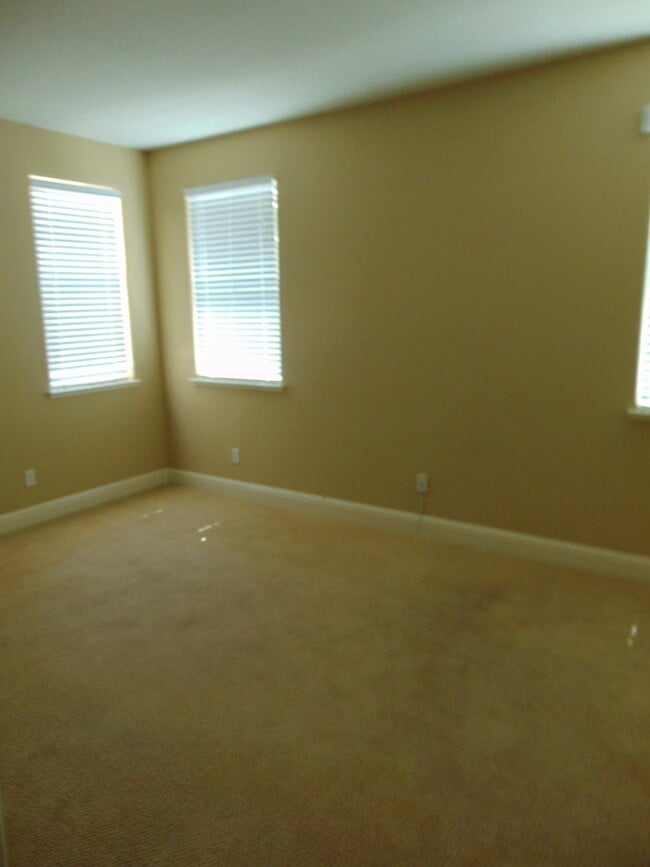 Building Photo - Beautiful 3 bed 2 Bath Home in Mountain House