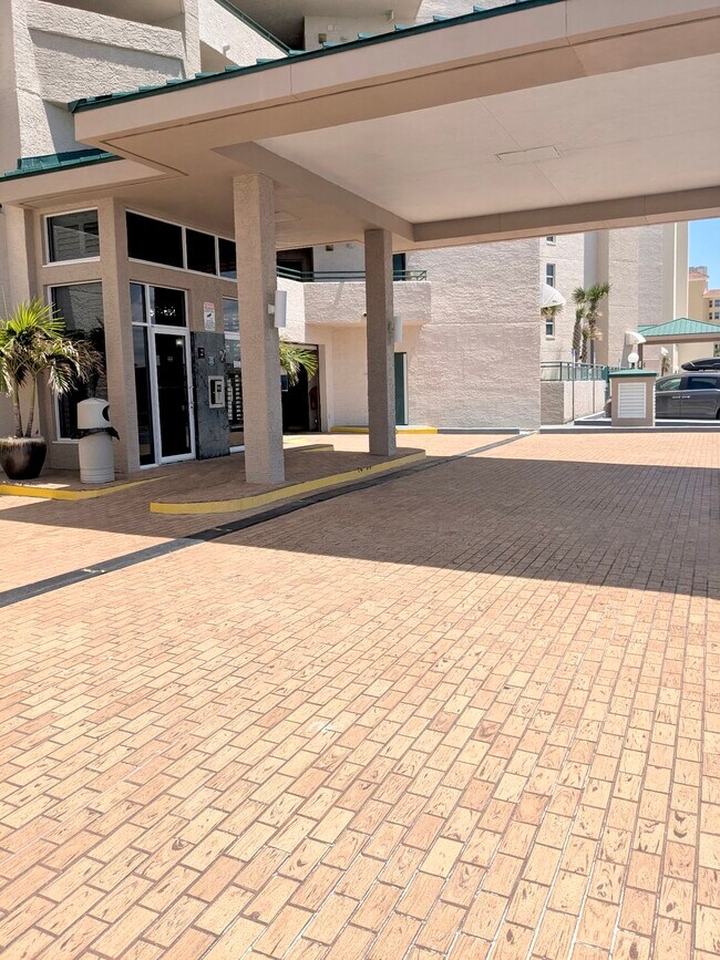 Building Photo - 3311 S Atlantic Ave