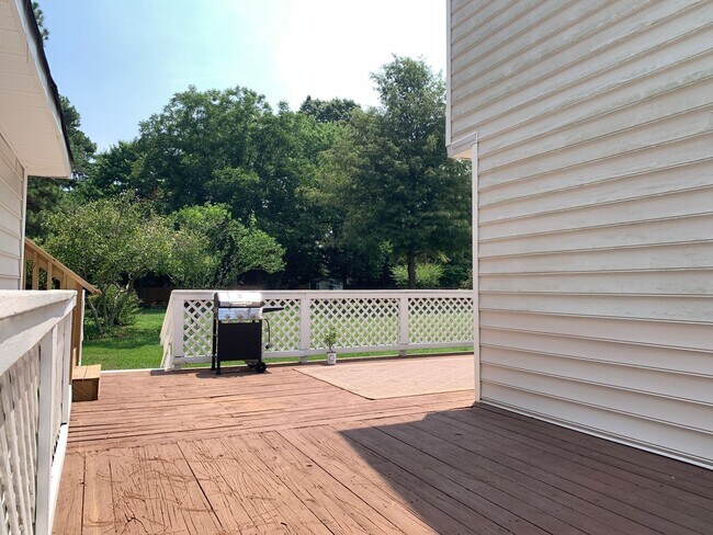 Building Photo - Fantastic Renovated Residence, Large Yard,...