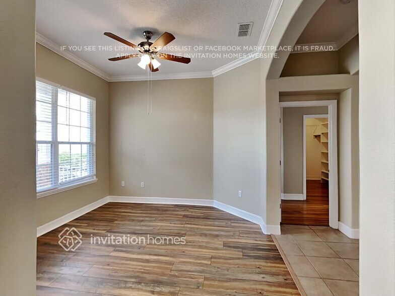 Building Photo - 6462 Hickory View Dr