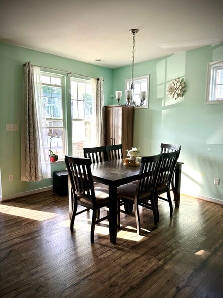 Building Photo - 7820 Vermeil St