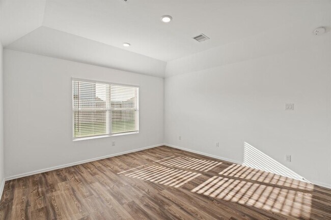 Building Photo - 3804 Falling Moon Ln