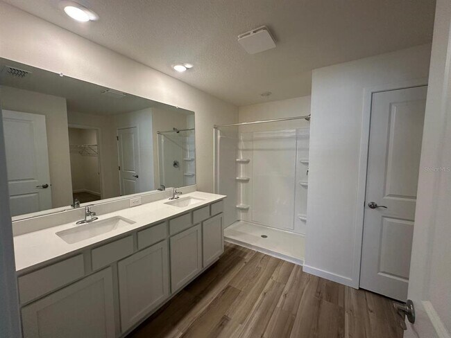 Building Photo - 4697 SW 89th St