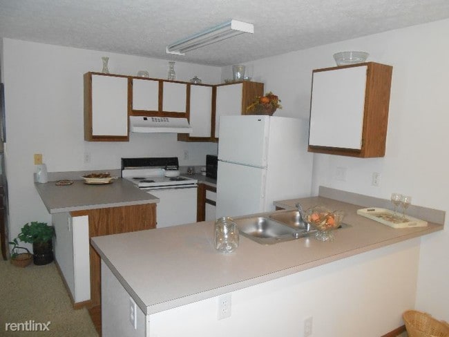Building Photo - 3450 Brooke Colony Dr