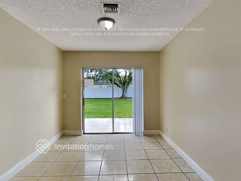 Building Photo - 127 Dove Cir