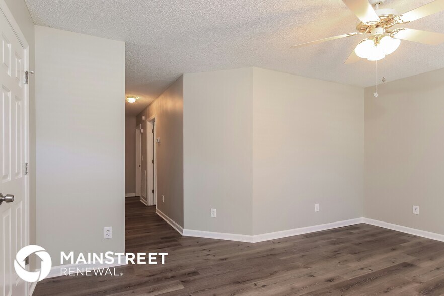 Building Photo - 1108 Woodbriar St