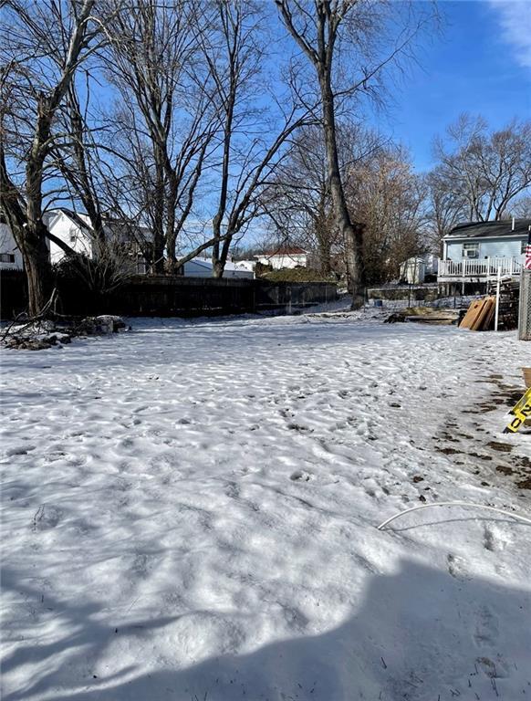 Building Photo - 44 Maple Ave