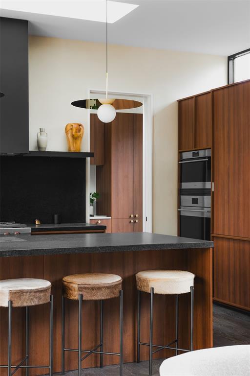 Building Photo - 2407 W 10th St