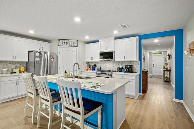 Building Photo - 608 Grand Reserve Dr