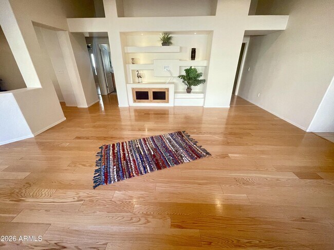 Building Photo - 1120 S 232nd Ave