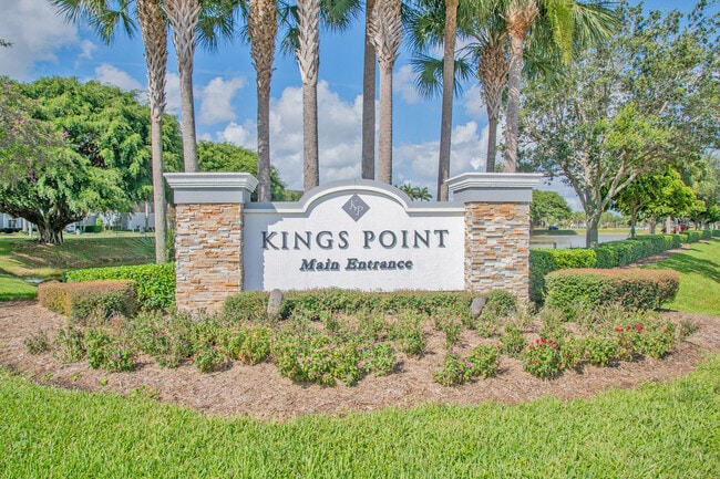 Building Photo - 101 Waterford D