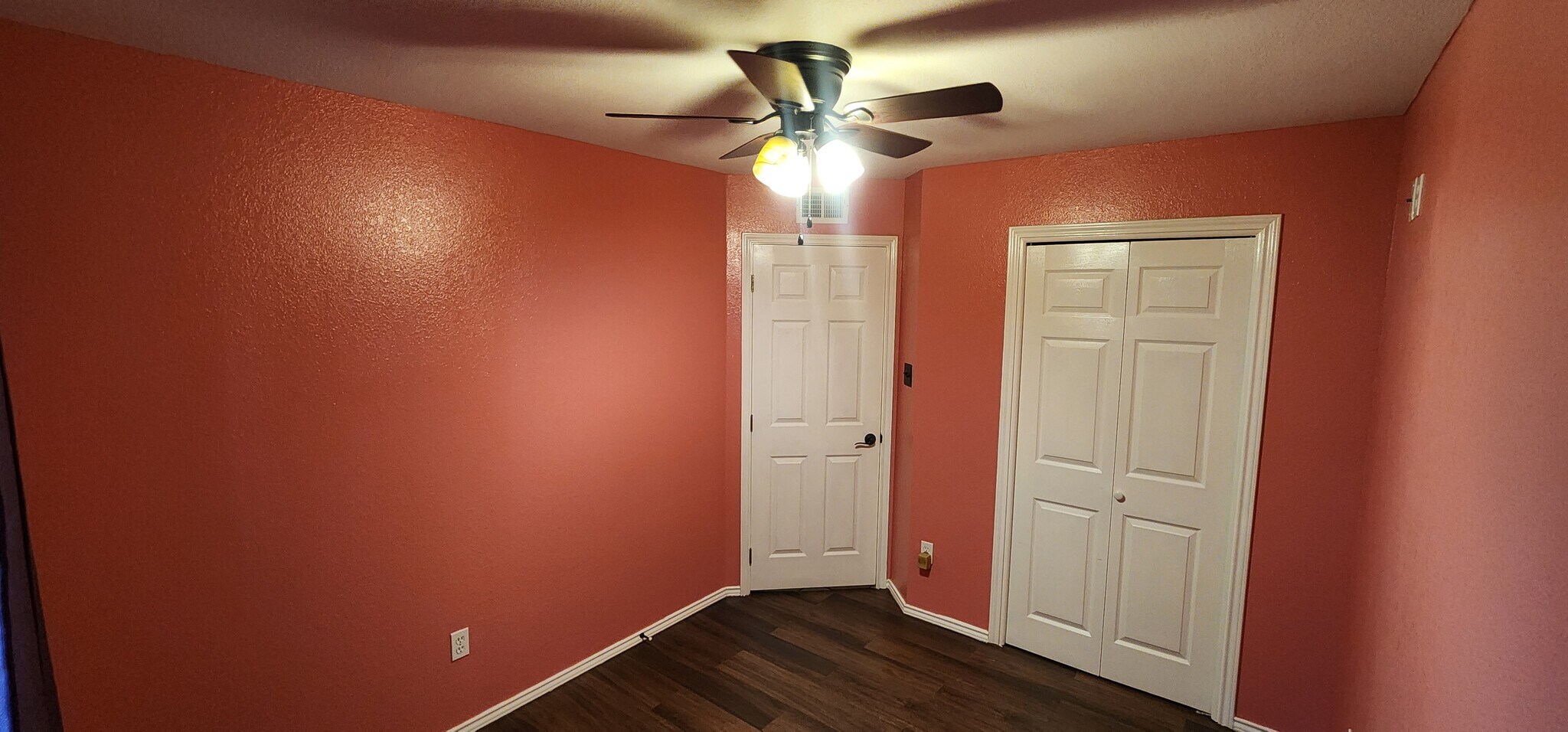 Bedroom 3 - 807 Sabinas St
