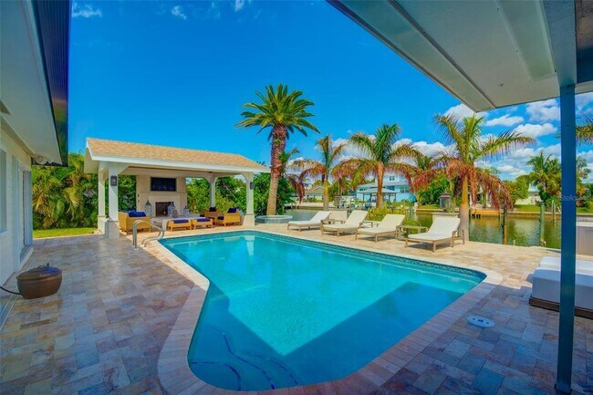 Building Photo - 807 Snug Island