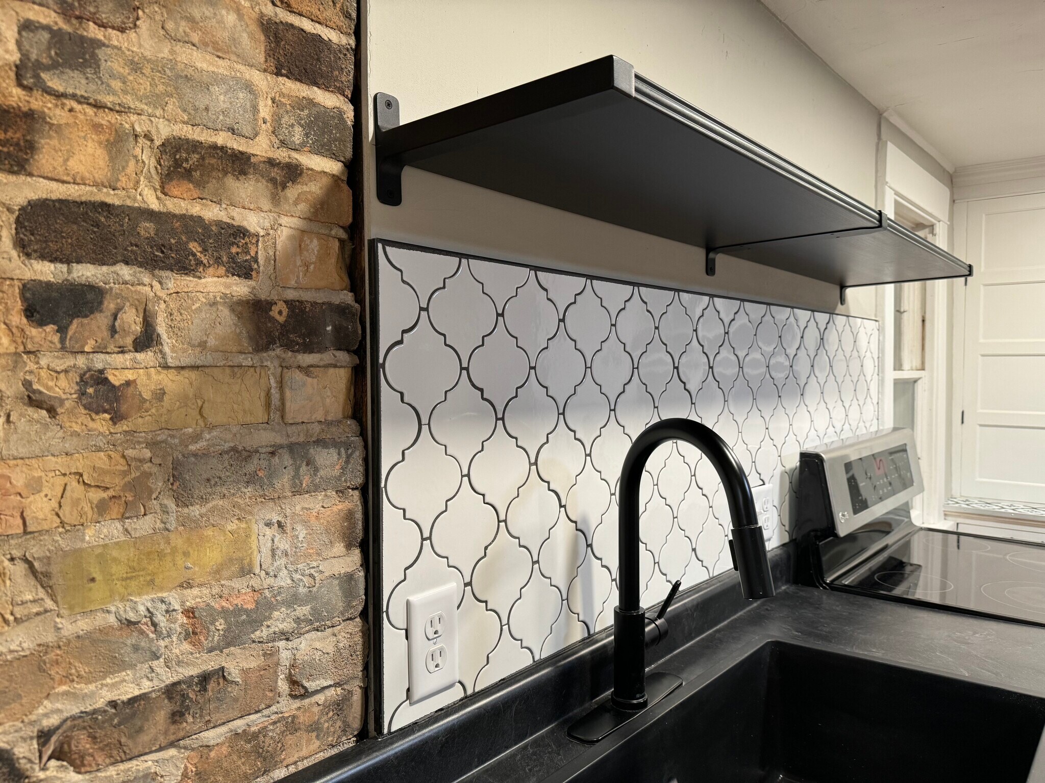 Kitchen - 1005 N State St