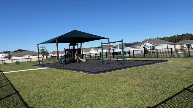 Building Photo - 3340 Pine Lily Ave