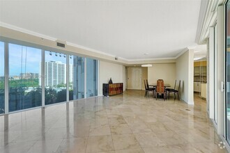 Building Photo - 3370 Hidden Bay Dr