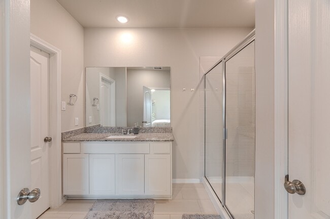 Building Photo - 25847 Hickory Pecan Trl