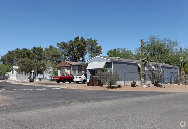 Building Photo - Diamond Mobile Home Park