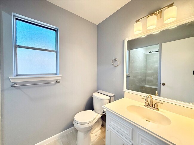 Building Photo - 5359 Friar Tuck Dr