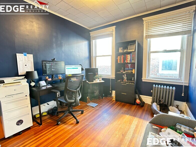 Building Photo - 26 Fordham Rd