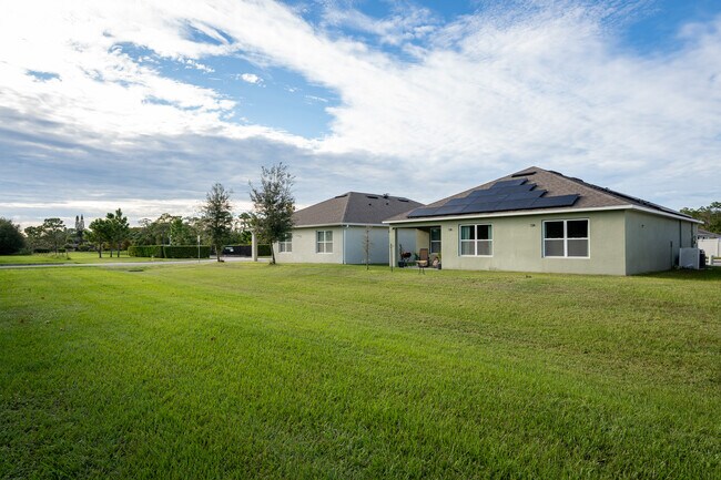 Building Photo - 5230 Bracks Landing Dr