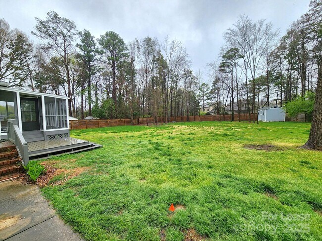 Building Photo - 7232 Sheffingdell Dr