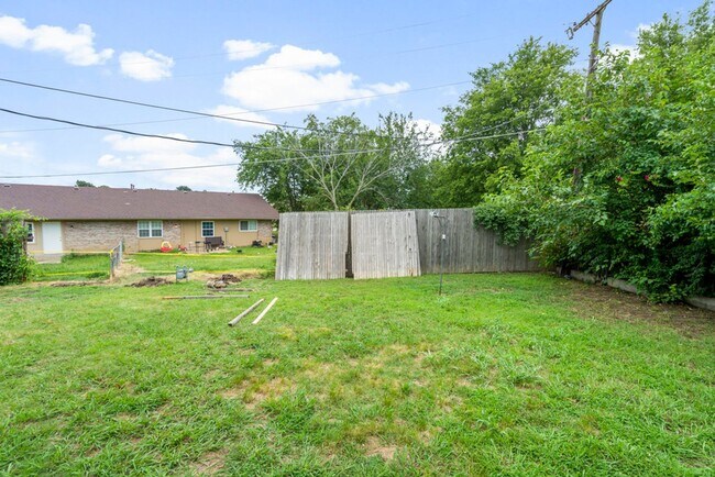 Building Photo - 8340 E 23rd St