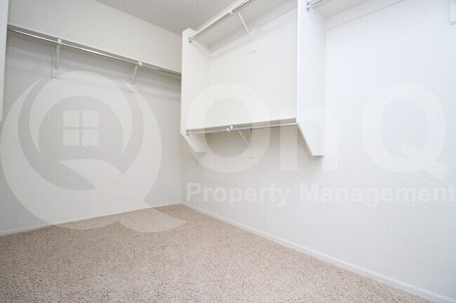 Building Photo - 7373 W Monte Cristo Ave