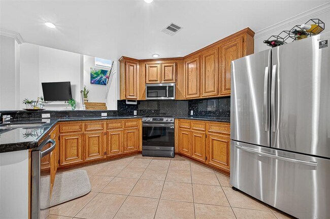Building Photo - 13023 Porter Meadow Ln