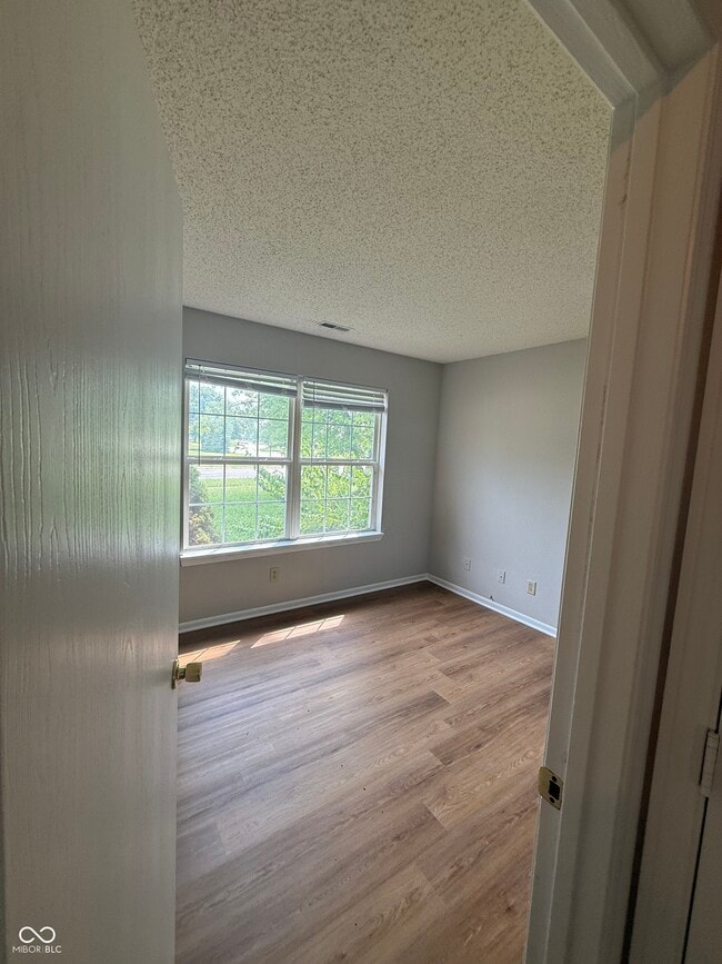 Building Photo - 1271 Blue Heron Ln