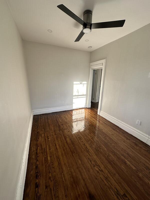 Building Photo - 115 N 5th Ave