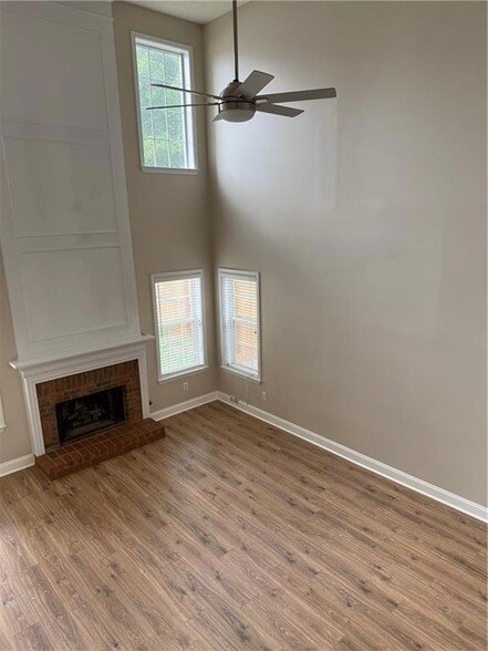Building Photo - 2998 Bancroft Glen