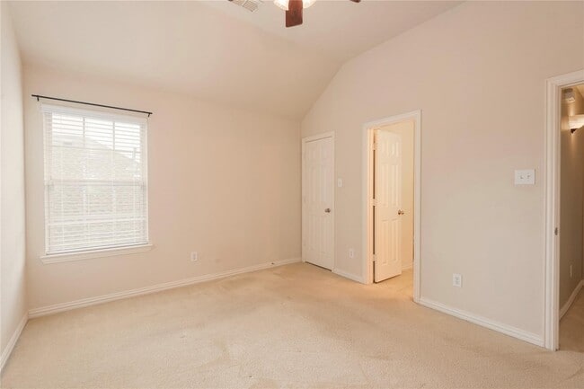 Building Photo - 2613 Patriot Dr
