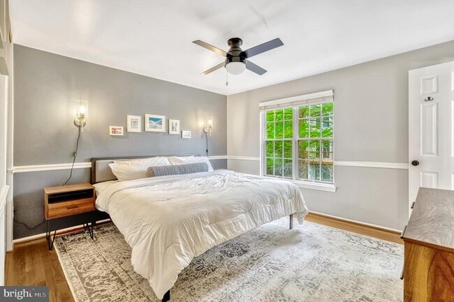 Building Photo - 10431 Todman Landing Ct