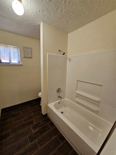 Building Photo - 8319 Wind Veil Dr