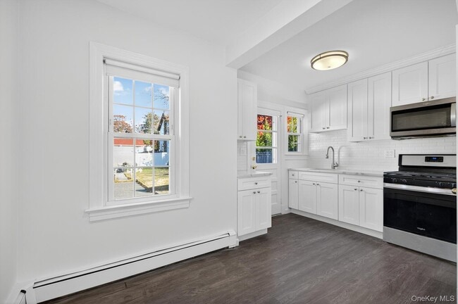 Building Photo - 7 Tildean Ln