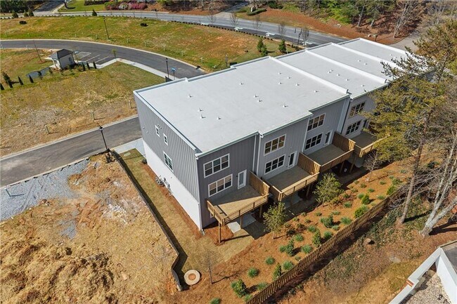 Building Photo - 3571 Overlook Rd NW