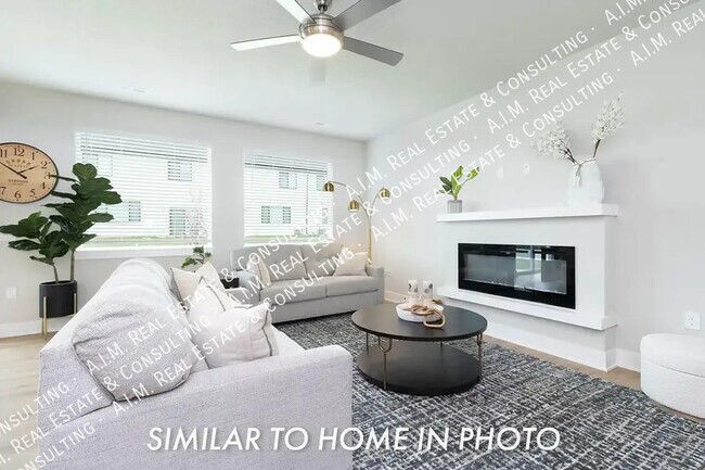 Building Photo - 6957 Poppy Ct