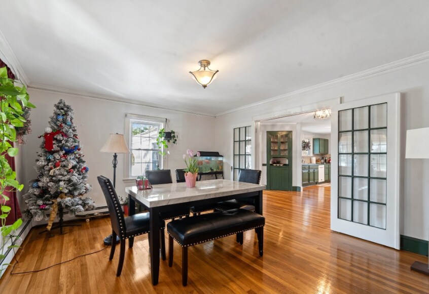 Building Photo - 101 W Plain St