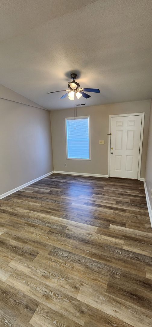 Building Photo - 3023 Taybran Ln