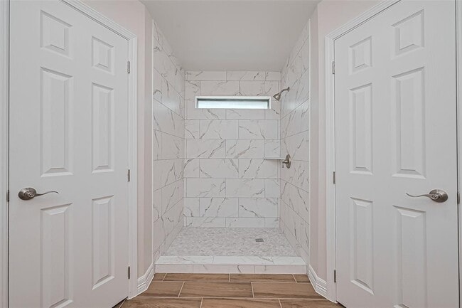 Building Photo - 5310 Monteith Dr