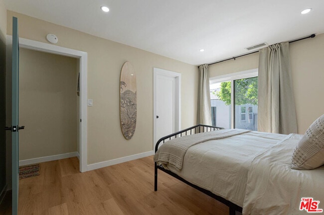 Building Photo - 4147 Marcasel Ave