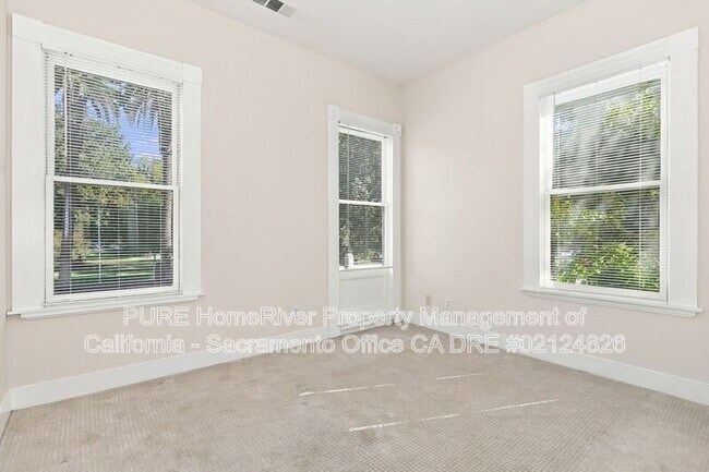 Building Photo - 1500 Q St