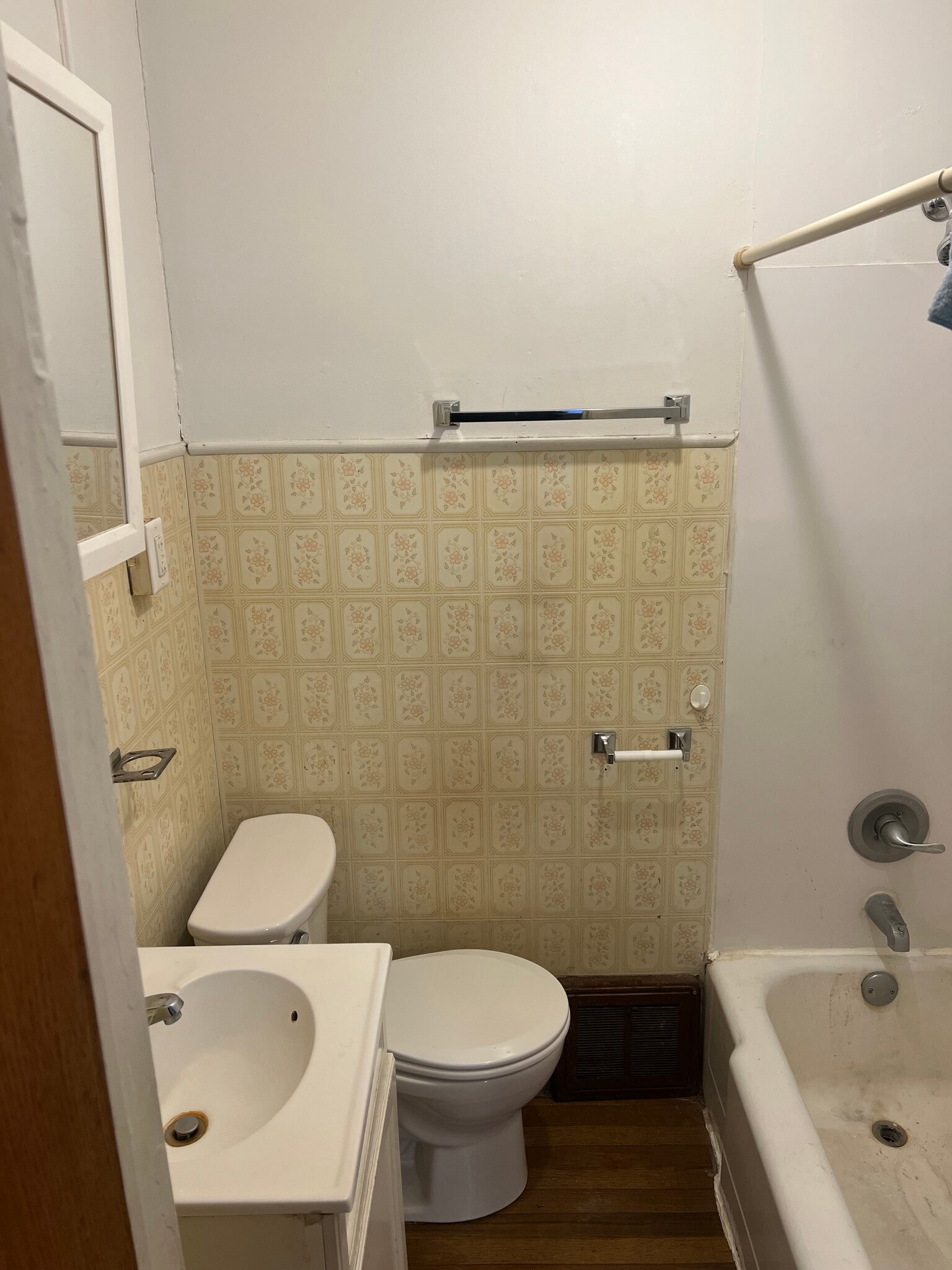 Building Photo - 25 Carroll St