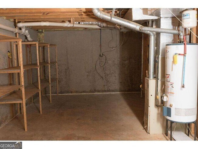 Building Photo - 1995 Holly Cove Rd