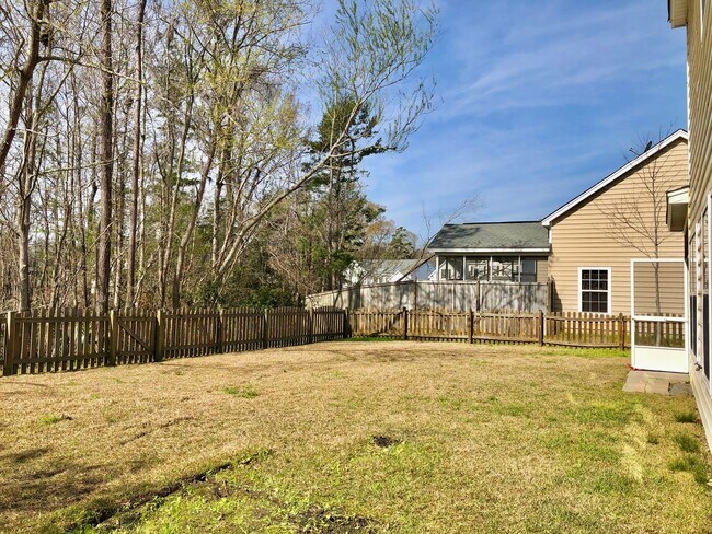 Building Photo - Single Family Home in Grand Oaks Plantation